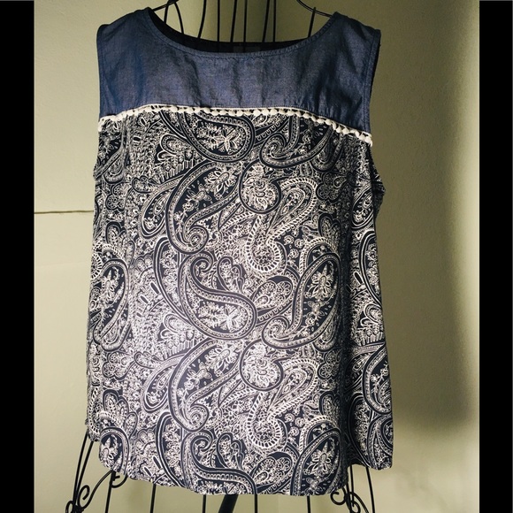 Talbots Tops - ⚓️TALBOTS Denim Amoeba Print & White Lace Tank Top
